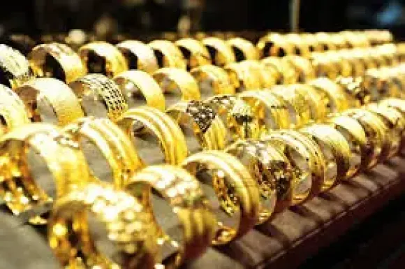 Trang Sức Vàng Tây Cho Nữ: Tuyệt Tác Sang Trọng Làm Nức Lòng Phái Đẹp