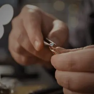 Sửa chữa và bảo trì